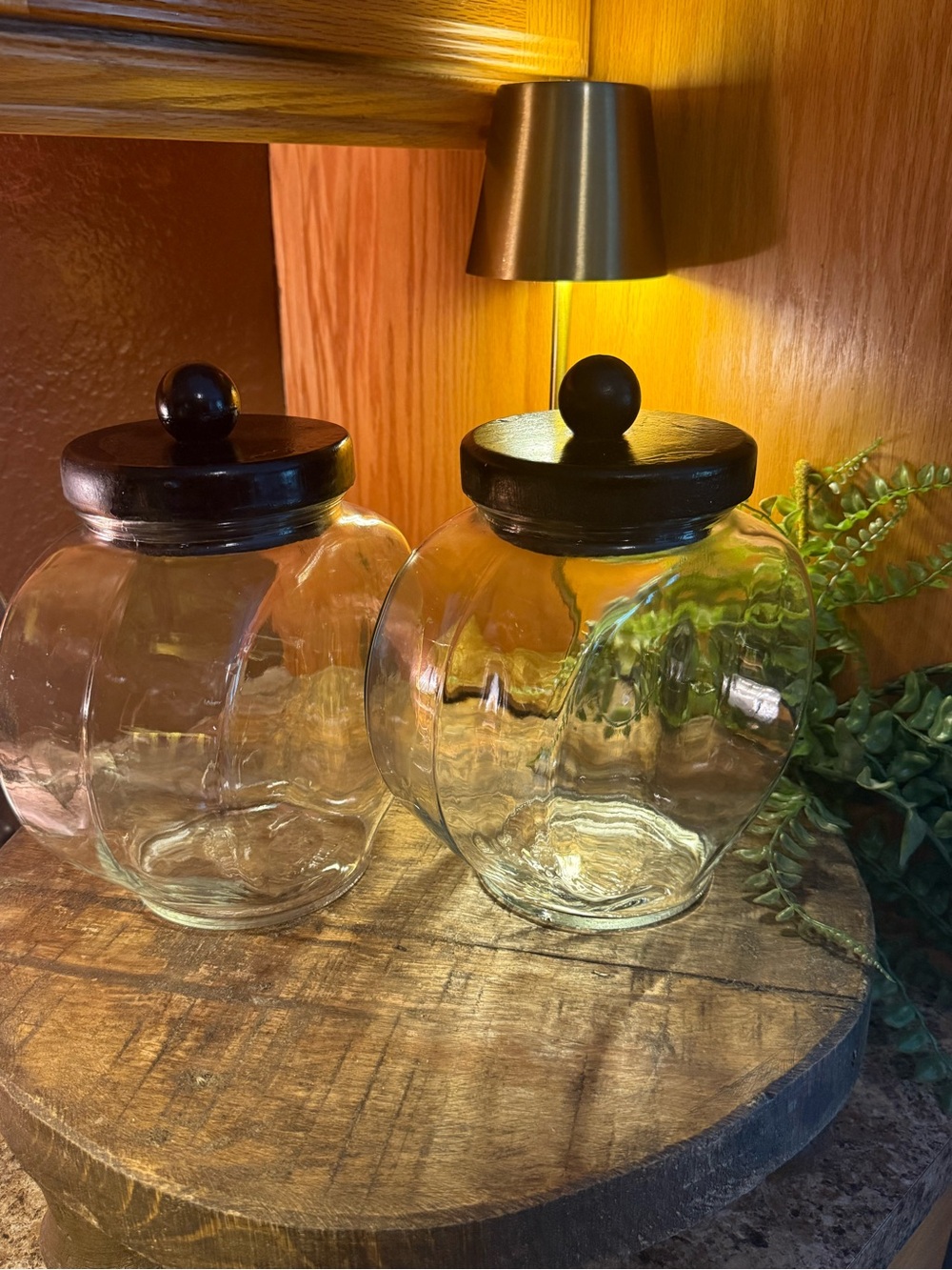 Pair Of Vintage ANCHOR HOCKING Round Glass Penny Jar w/Wood Lid & Ball Knob USA